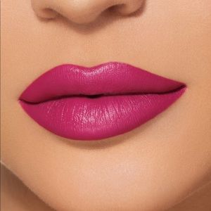 Kylie Cosmetics Makeup - Authentic Kylie SPRINKLE Lip Kit Kylie Cosmetics Makeup - Authentic Kylie SPRINKLE Lip Kit